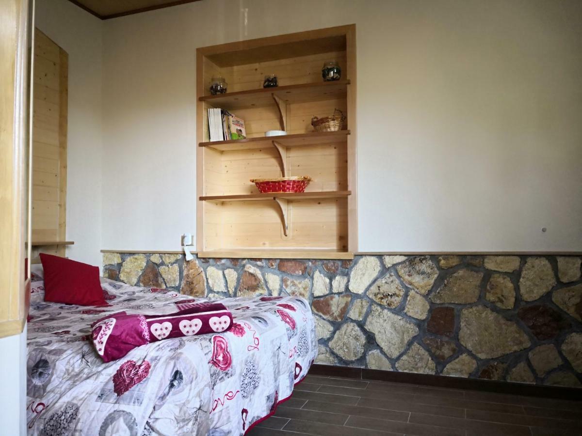 Casa Vacanze Sonia Leilighet Amelia Eksteriør bilde